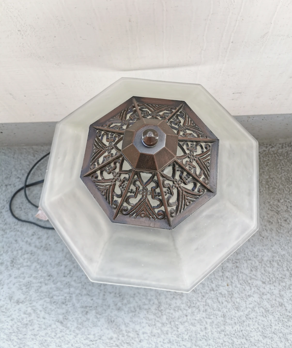 Vintage Heavy Frosted Glass Table Lamp - photo 4