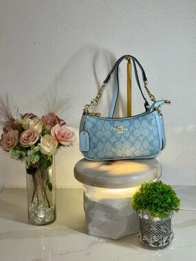 Coach Shoulder Bag - photo 2