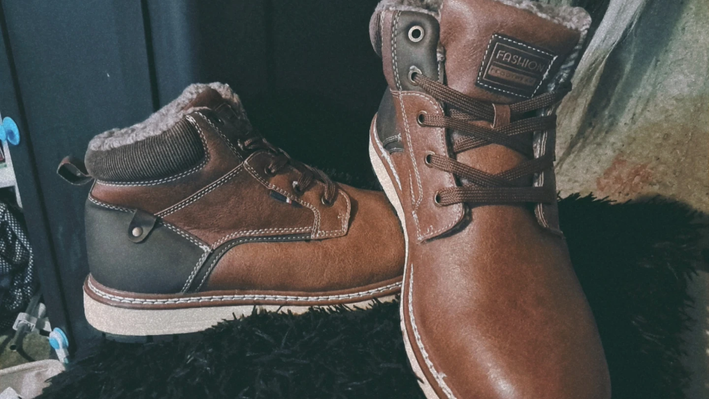 Men's Winter Boots Size 46 - photo 2