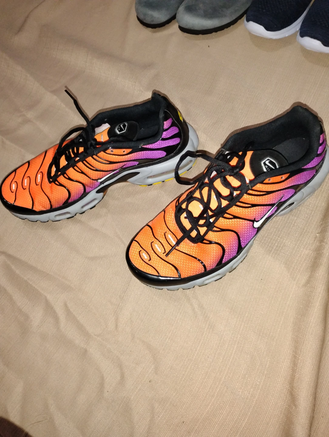 Nike Air Max Plus TN SE Size 10.5 - photo 2