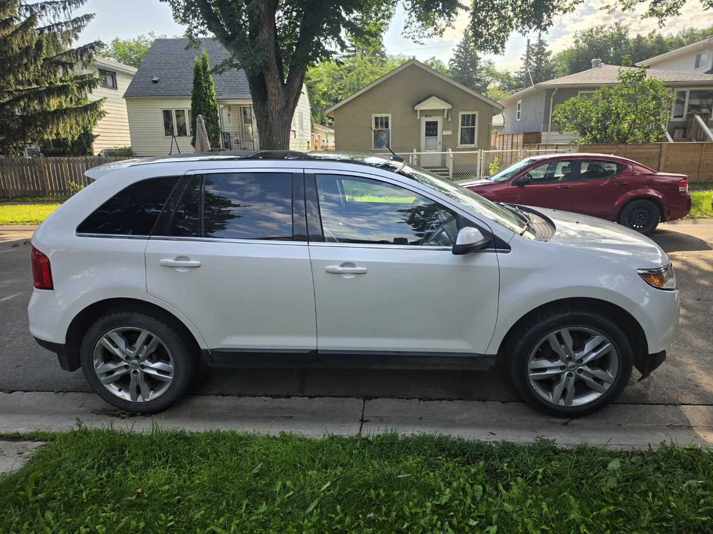 🚗 PRIVATE SALE – 2012 Ford Edge Limited AWD |Excellent Condition - photo 2
