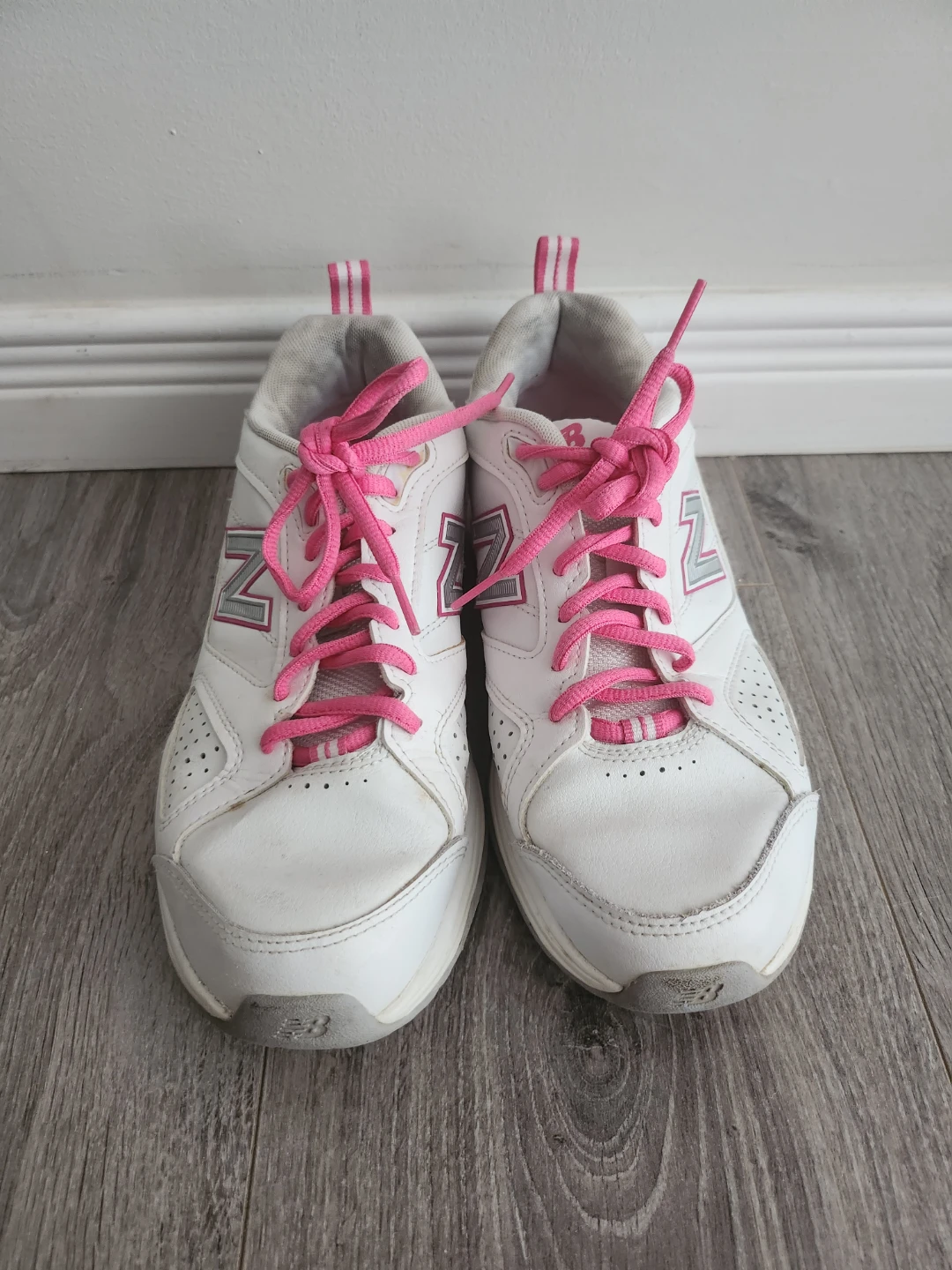 New Balance Women's White & Pink Running Shoes