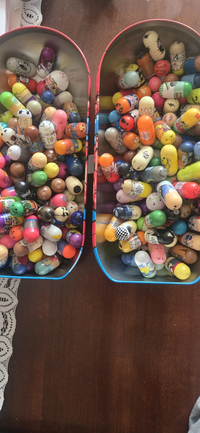 Mighty Beanz Collector Tin with Spider-Man tin - photo 3