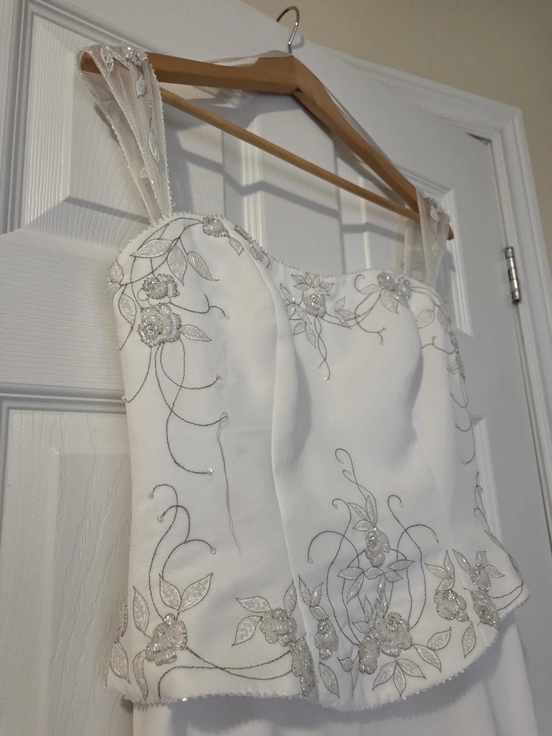 White Beaded Wedding Dress and Veil - photo 2
