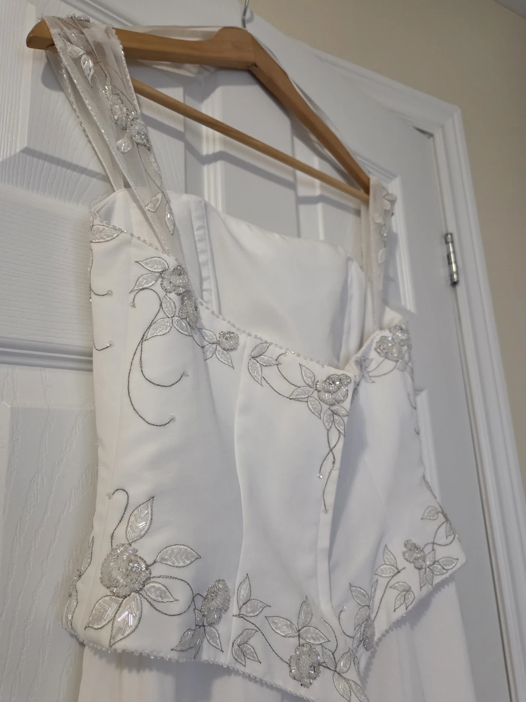 White Beaded Wedding Dress and Veil - photo 4