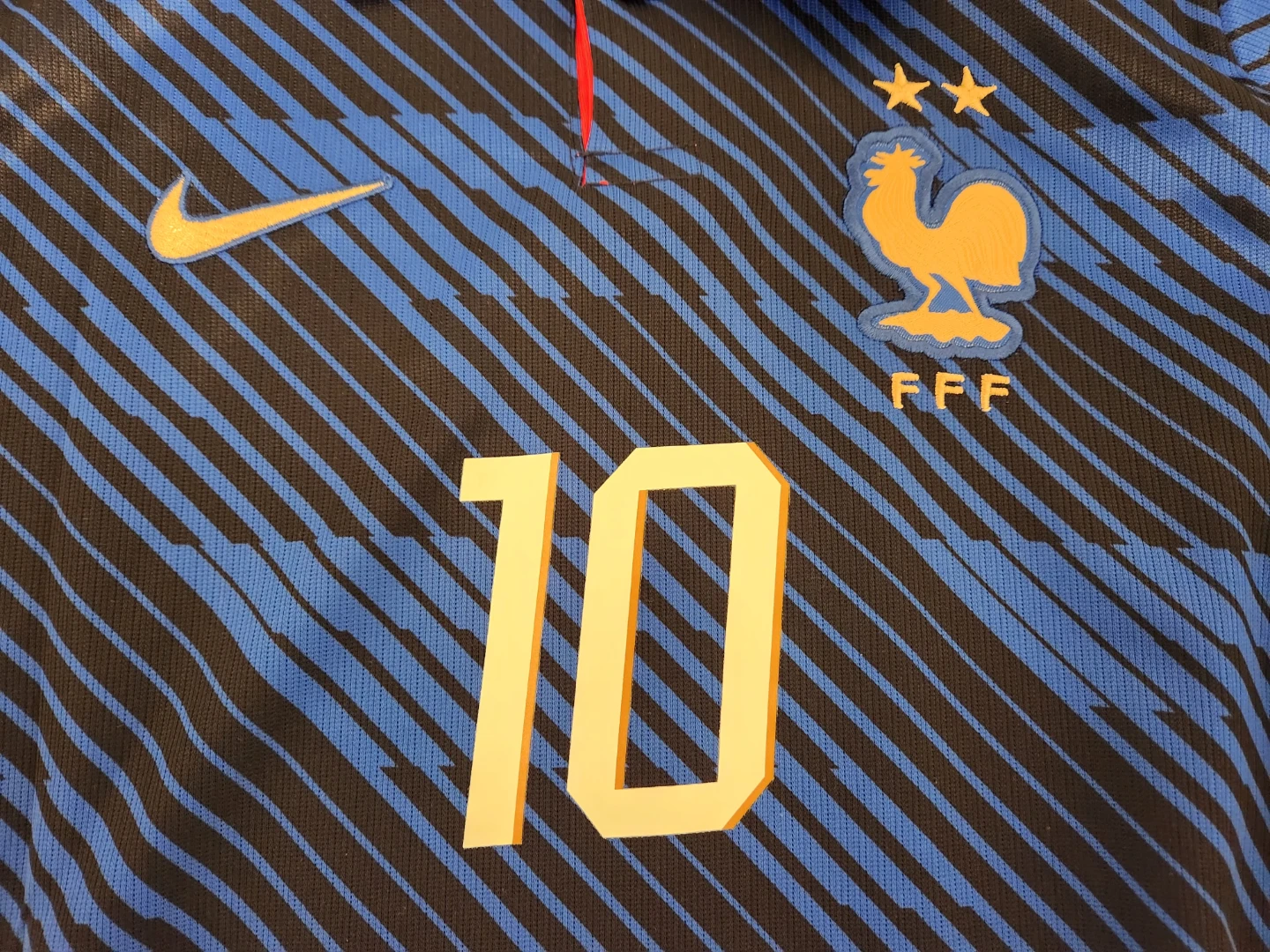 Brand new, Kylian Mbappe #10, France 2026 World Cup kit - photo 5