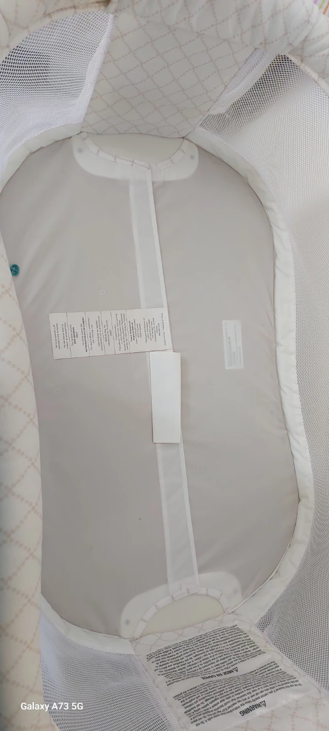 White Bassinet with Adjustable Height - photo 2