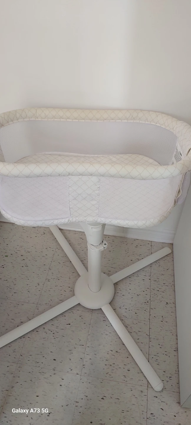 White Bassinet with Adjustable Height - photo 5