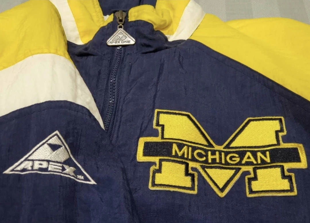 vintage Apex One University of Michigan jacket SZ Med - photo 3
