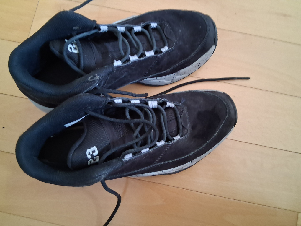 Jordan Sneakers - photo 4