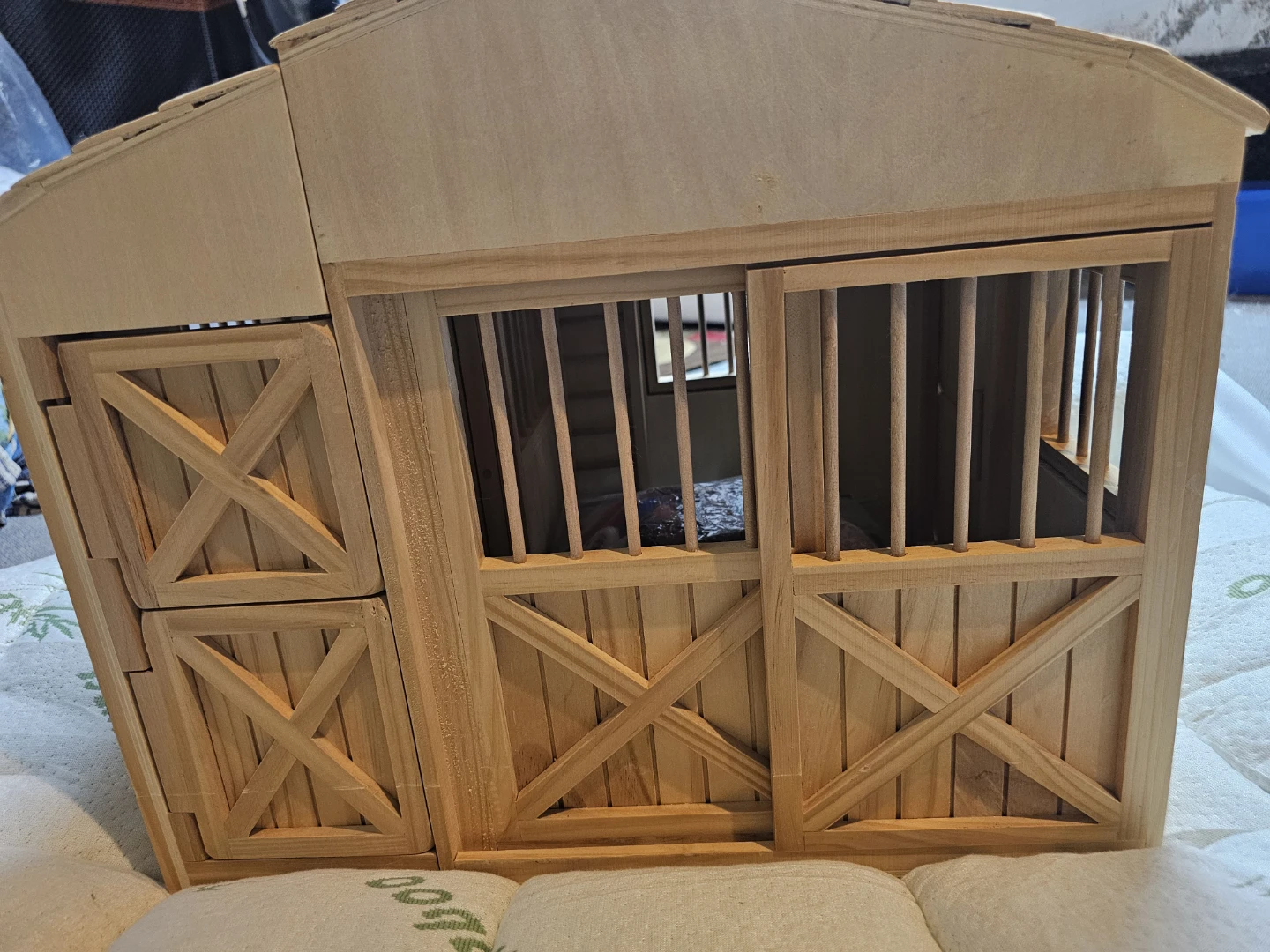 Melissa & Doug Wooden Barn Play Set - photo 2