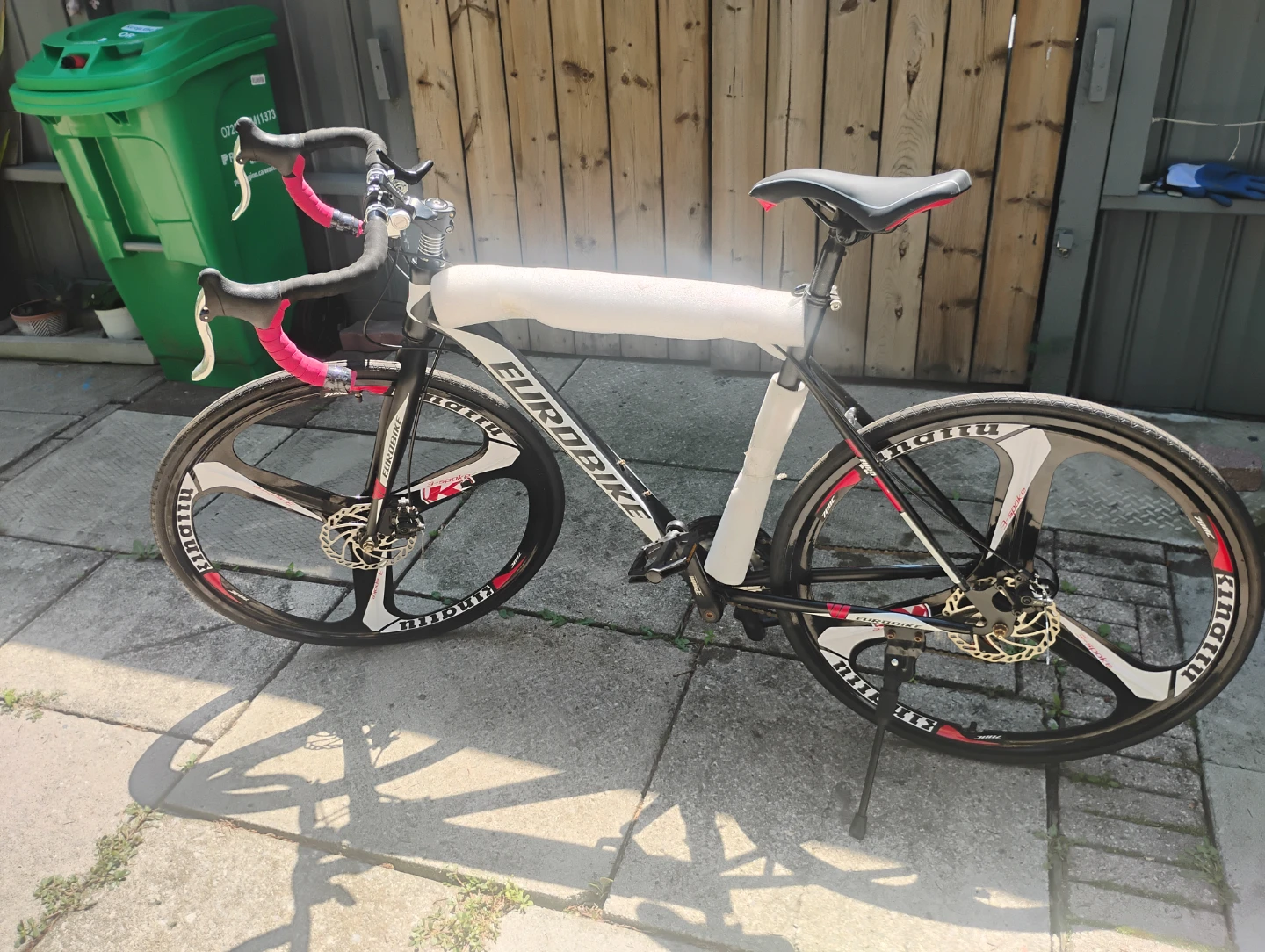 EUROBIKE Road Bike - photo 3