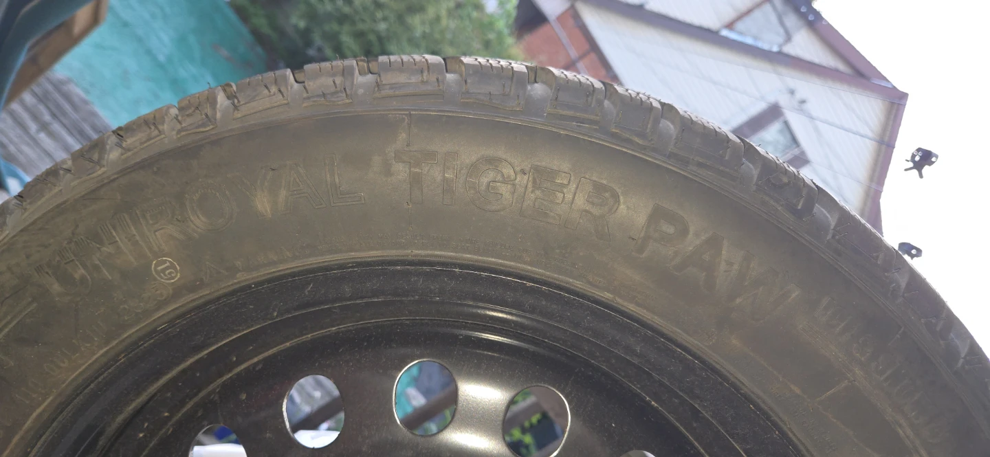 Winter Tire x4  225/55R17 5x115 - photo 2