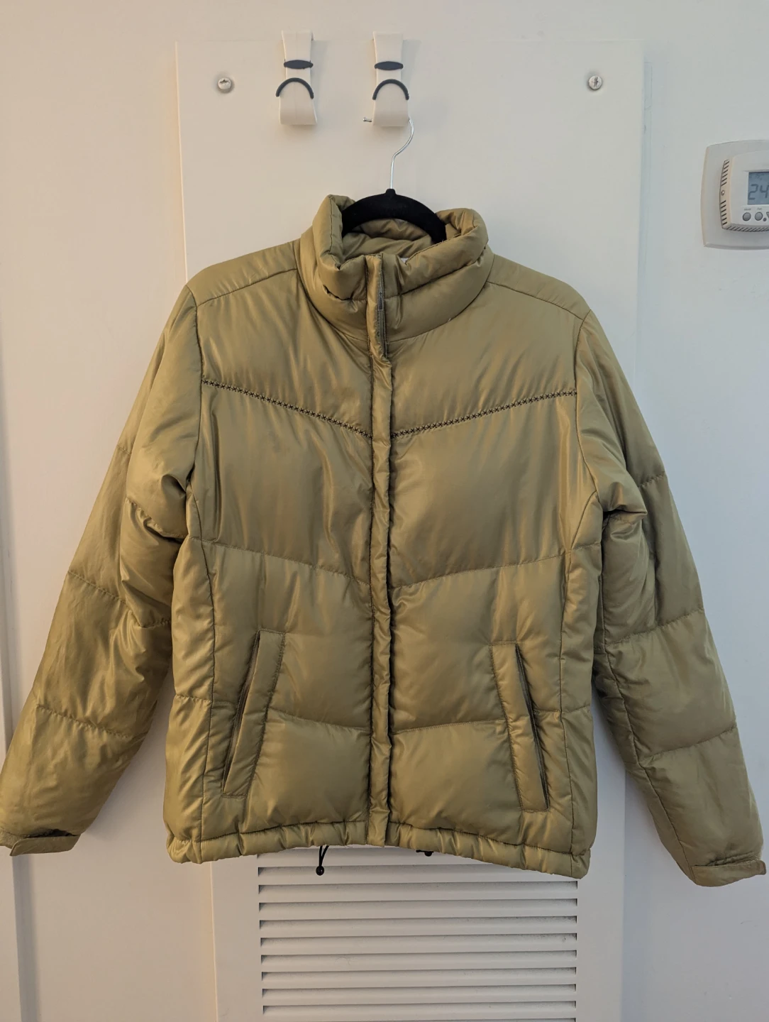 Columbia Puffer Jacket - Women's Medium