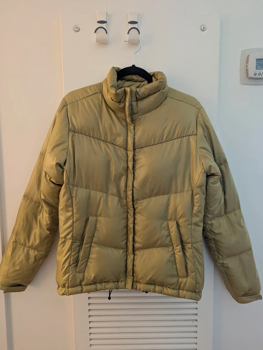 Columbia Puffer Jacket - Women's Medium