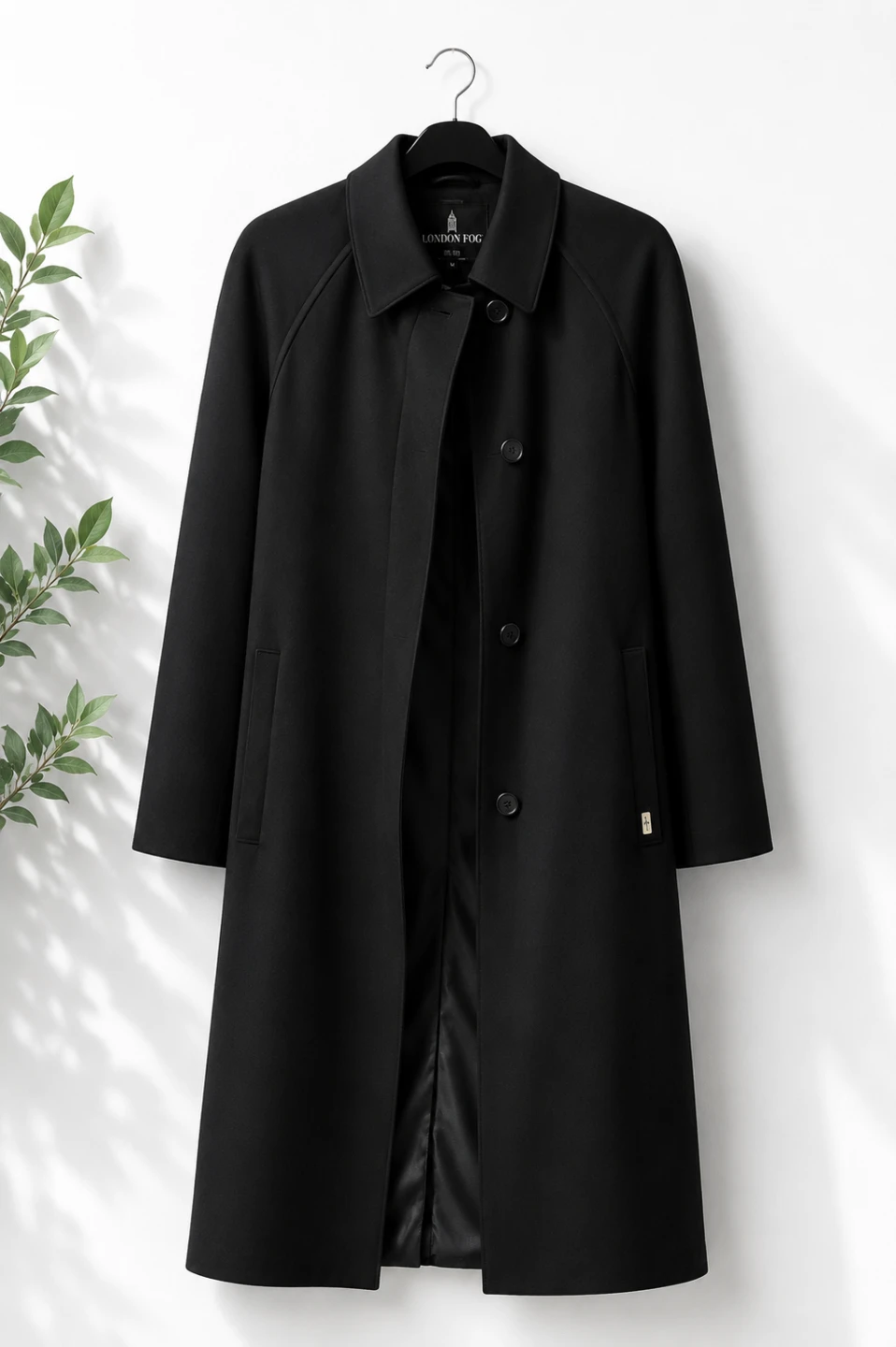 🖤 London Fog Classic Black Coat – Excellent Condition