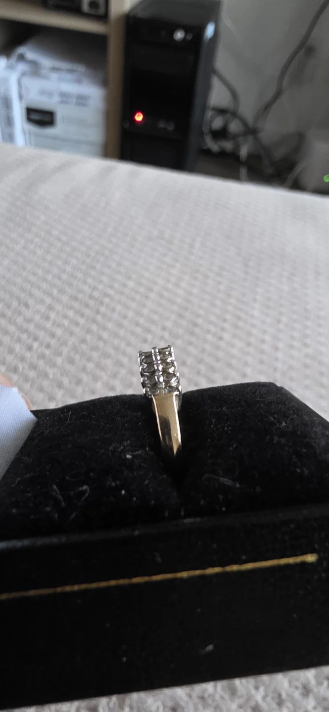 Gold-tone ring with diamonds - photo 3