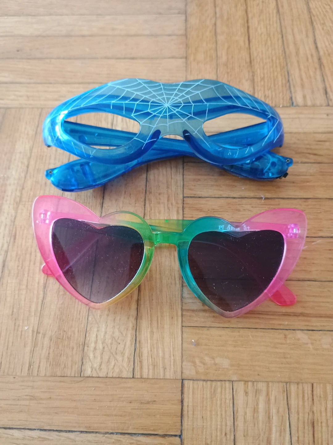 Heart Shaped Sunglasses with Spider-Man Glasses