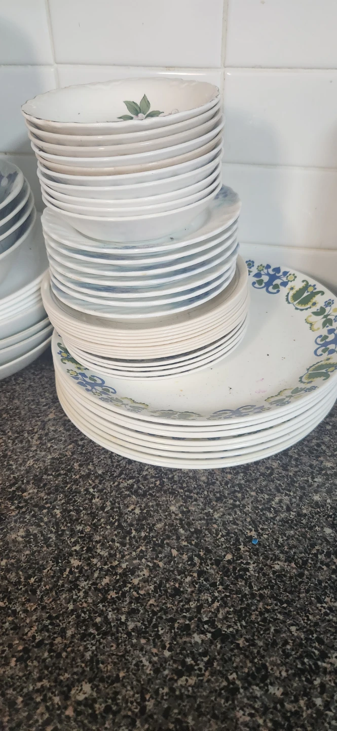Dinnerware Set - photo 2