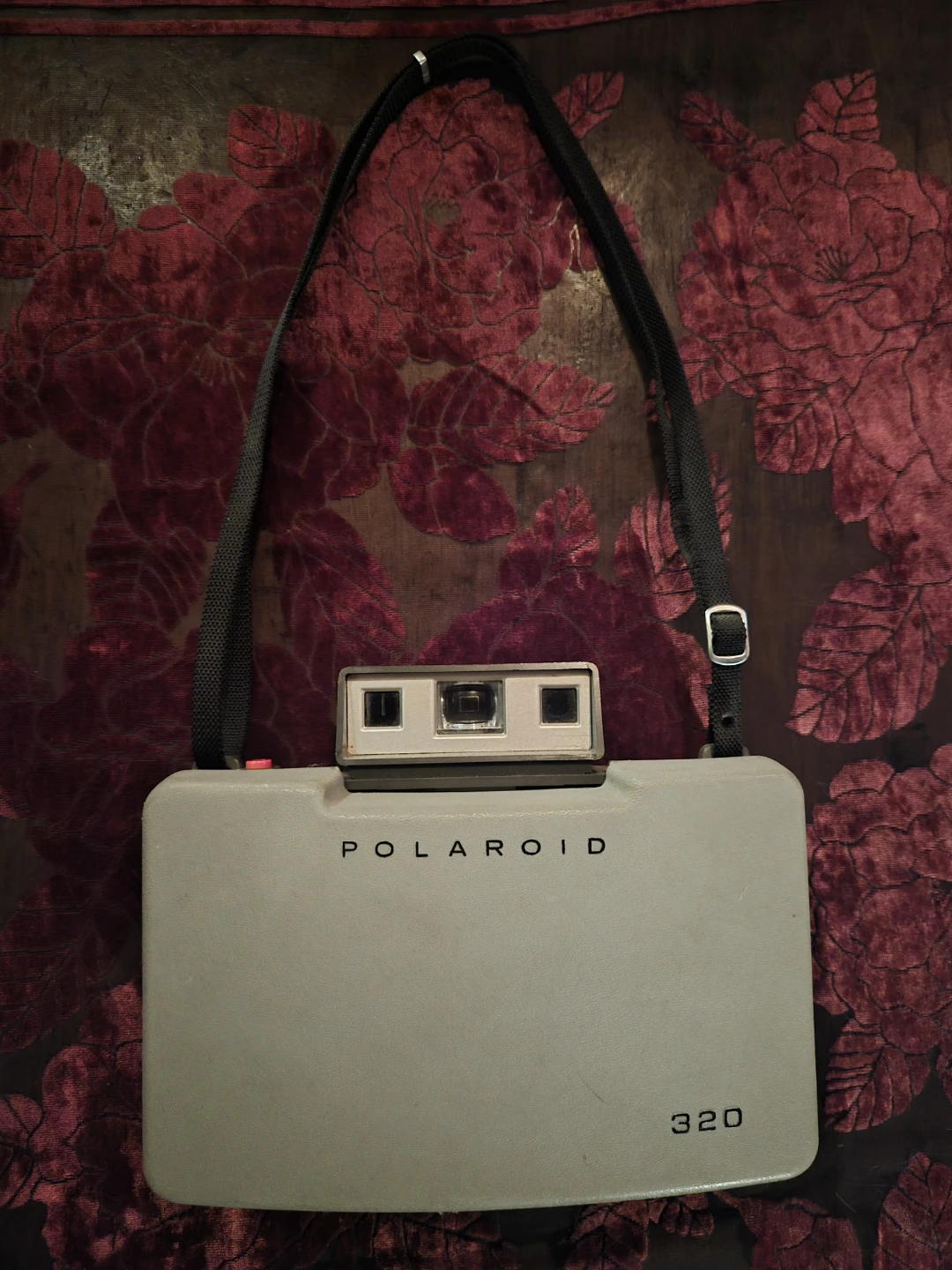 Polaroid Automatic 320 Land Camera - photo 2