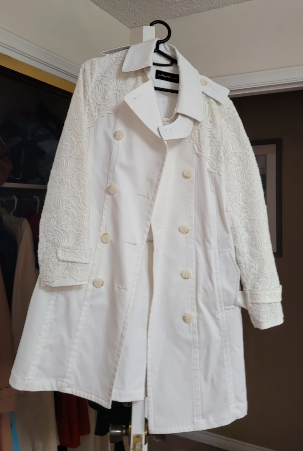 Catherine Malandrino White Trench Coat with Lace Detail