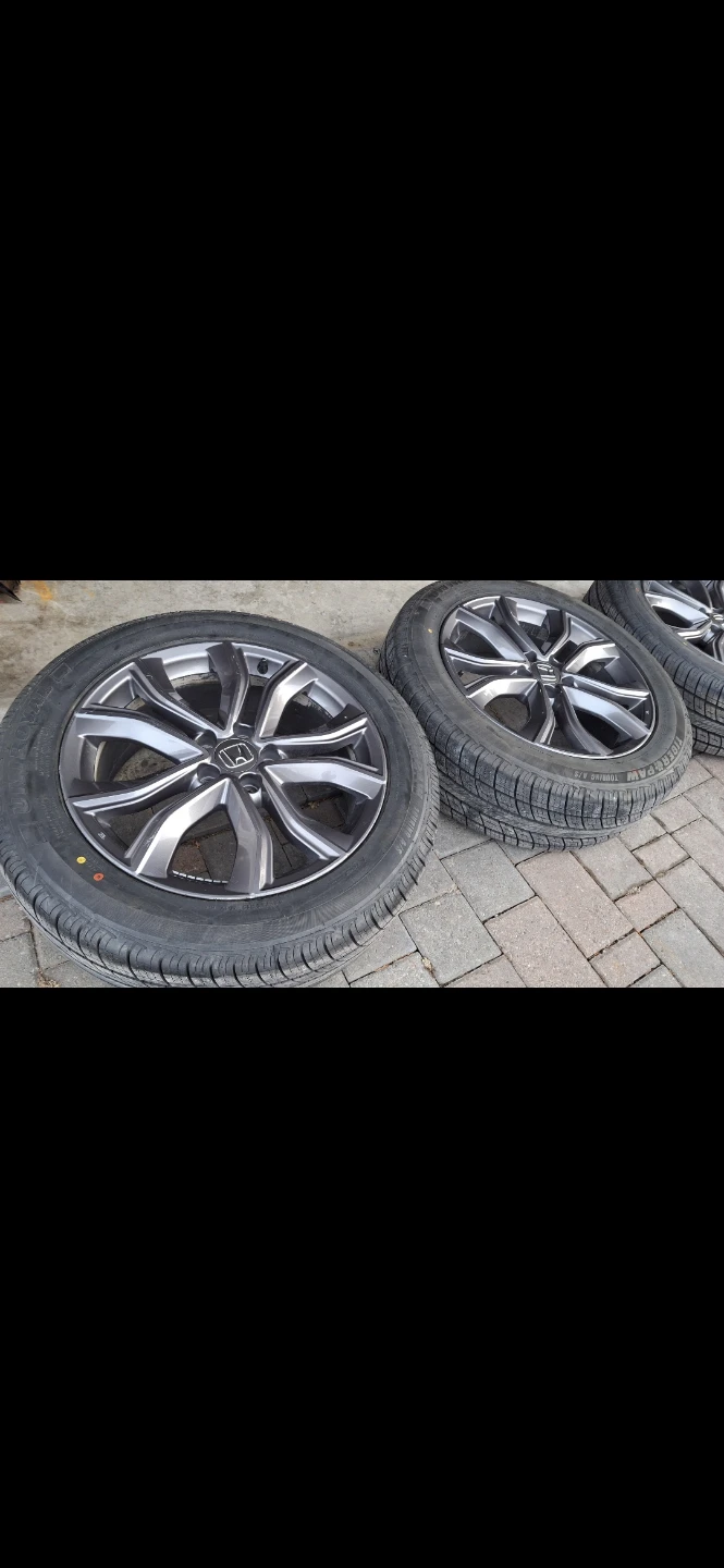 Honda CR-V Rims and All seasons tires - photo 3