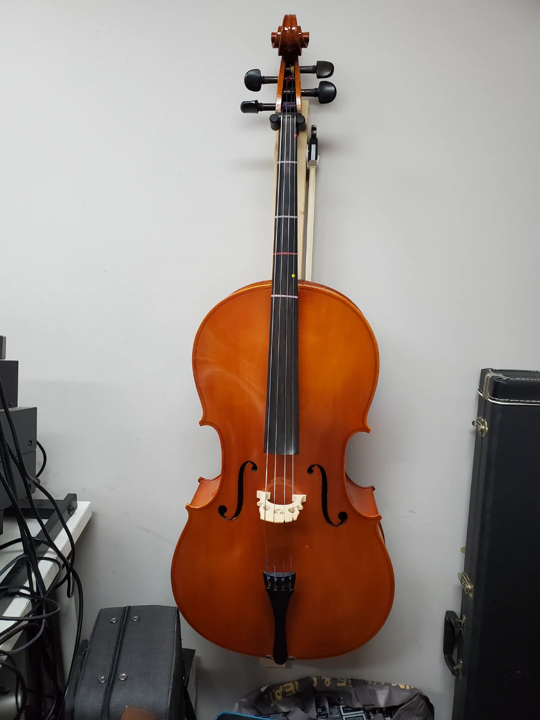 Eastman cello. 4/4 size