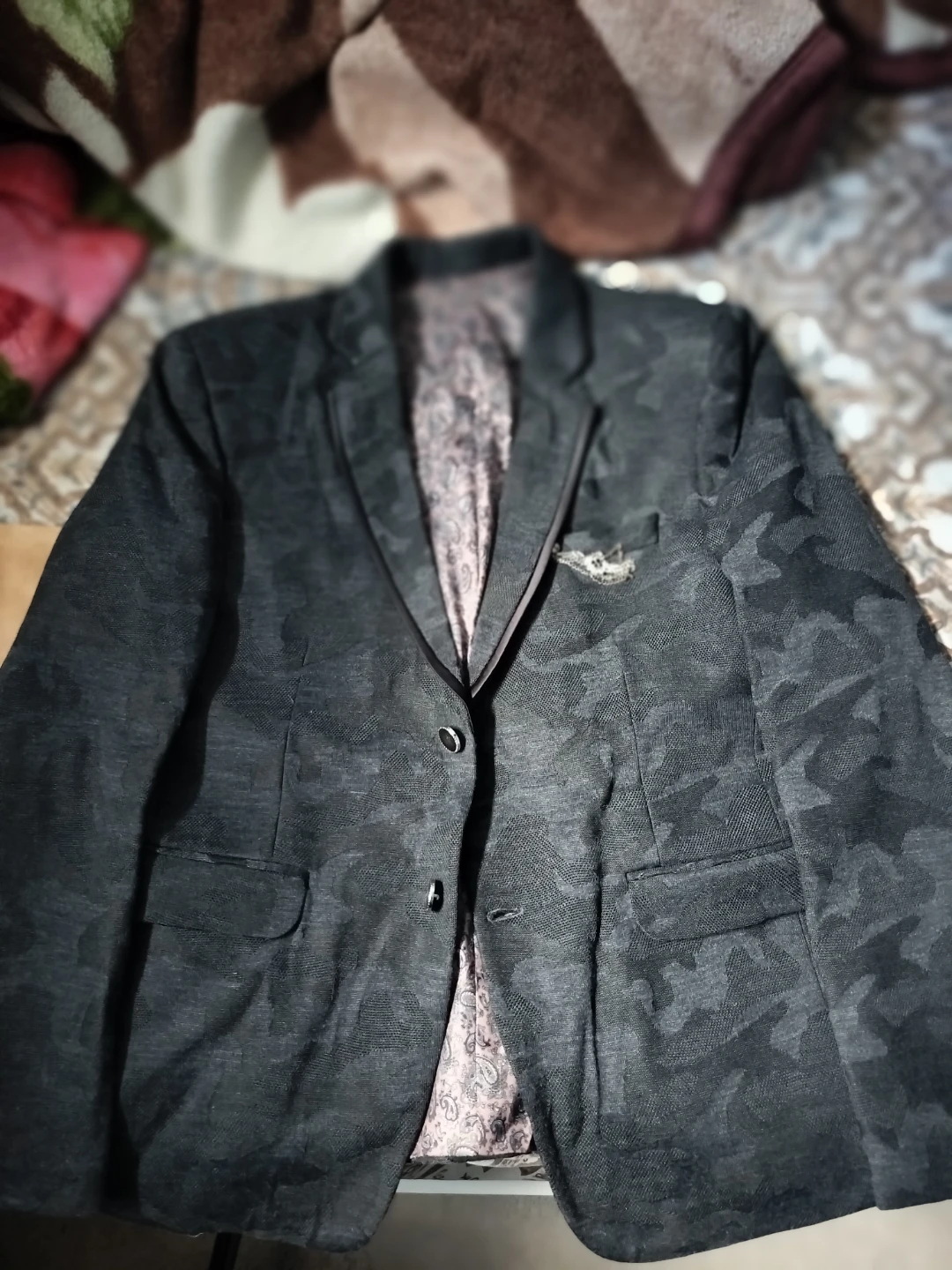 Men's Camouflage Blazer with Wing Pin (Black and Grey) Size M - photo 2