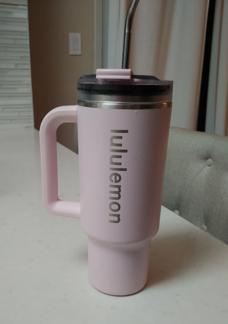 Lululemon Insulated Tumbler (40oz) - photo 2
