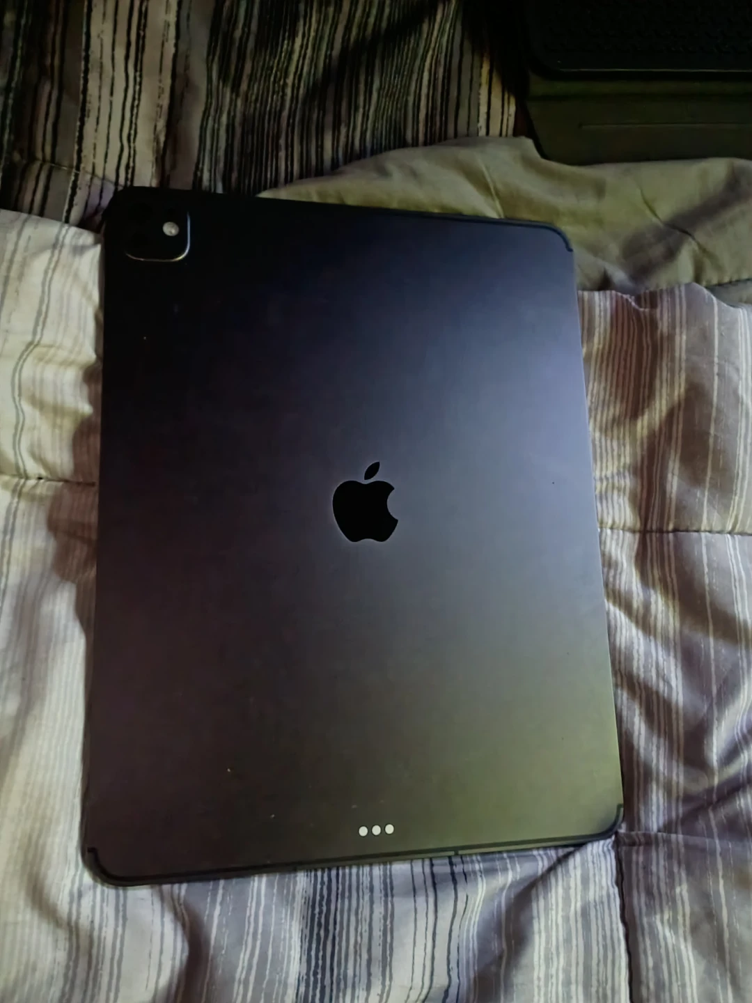 Apple iPad Pro 13-inch (M5) 256GB wifi+cellular with case - photo 4