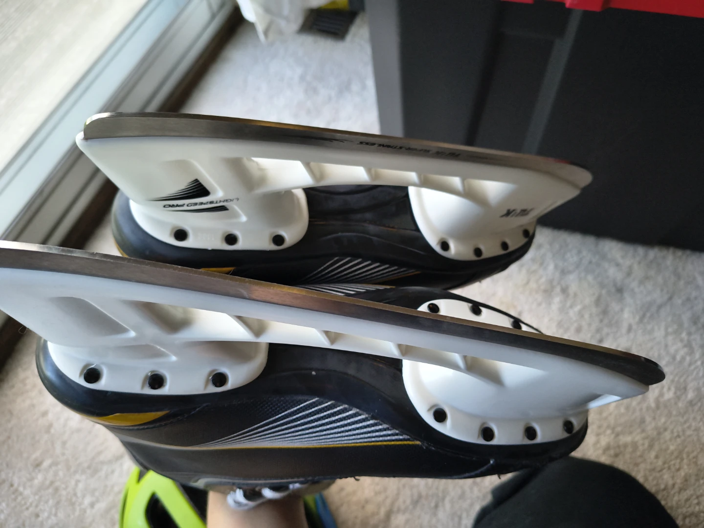 Bauer Hockey Skates, size 12 - photo 3