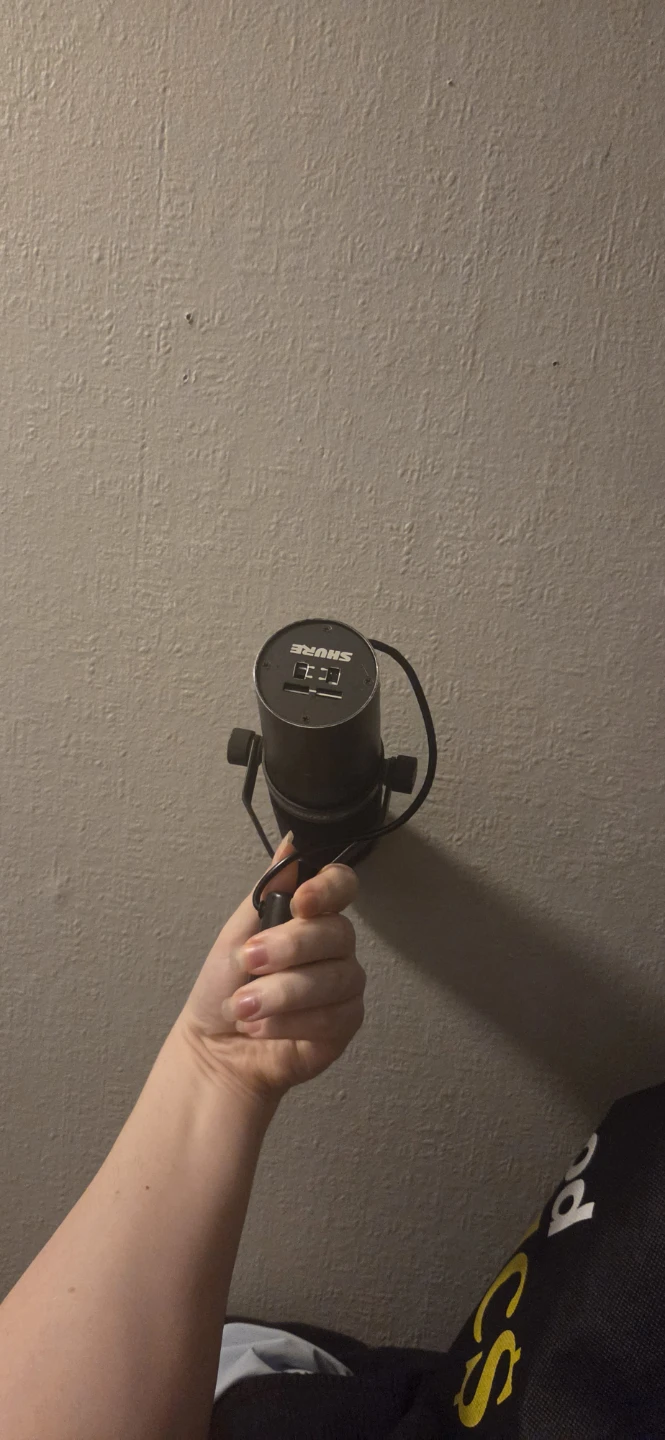 Shure SM7B Dynamic Vocal Microphone - photo 4