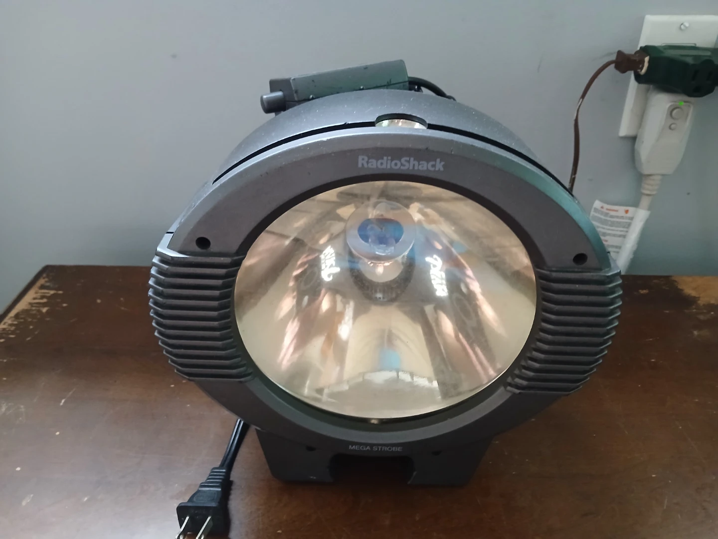 RadioShack Mega Strobe Portable Lamp