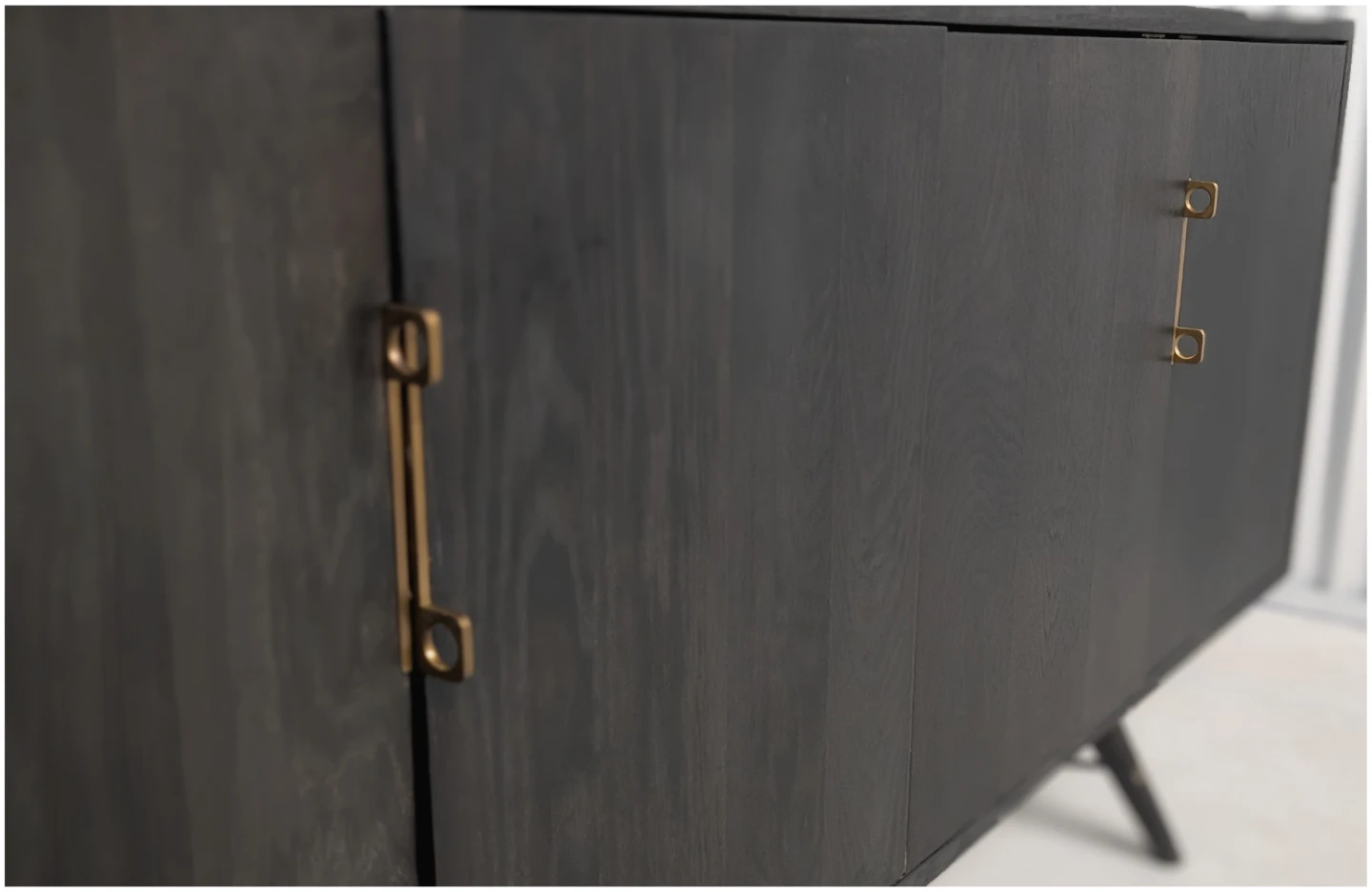 Sideboard/Cradenza/Entertainment unit - photo 4