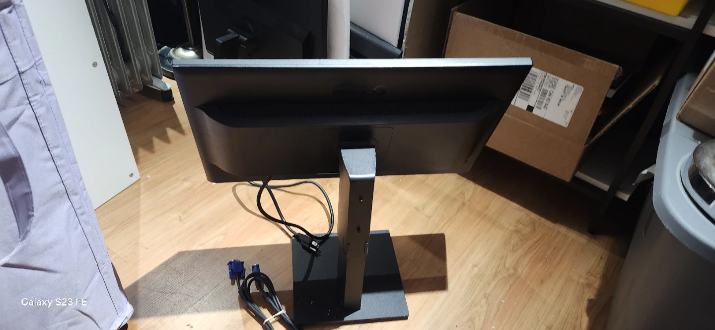 LG Monitor - photo 5