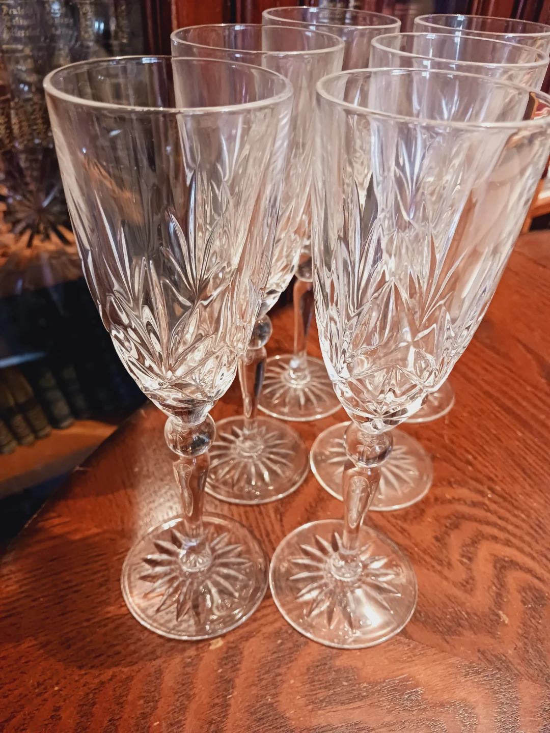 Set of 6 × Gorgeous Crystal Wine/ Champagne Glasses - photo 3
