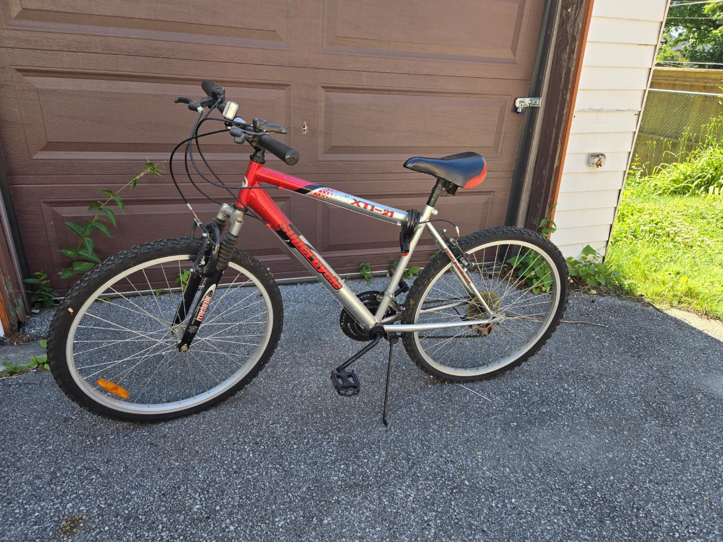 Stinger "XT-1" Mountain Bike