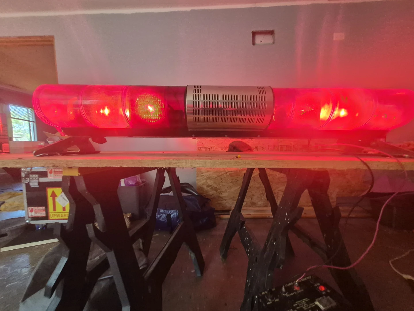 FEDERAL SIGNAL NYPD AERODYNIC VERSION IN ALL RED - photo 2