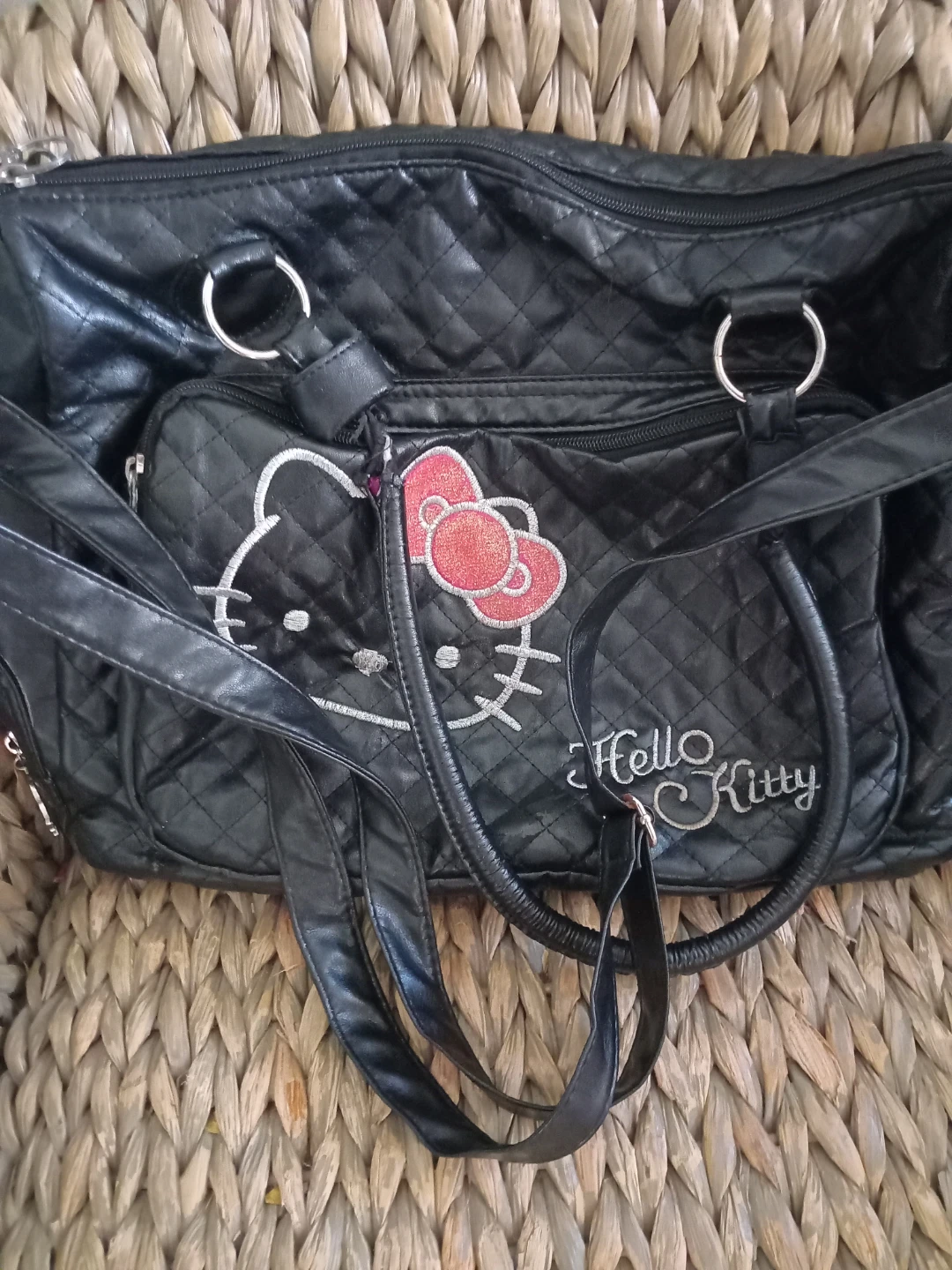 Hello Kitty Quilted Black Faux Leather Handbag - photo 3
