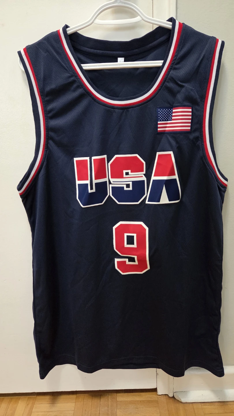 Basketball Jersey M/L size - Michael Jordan *new