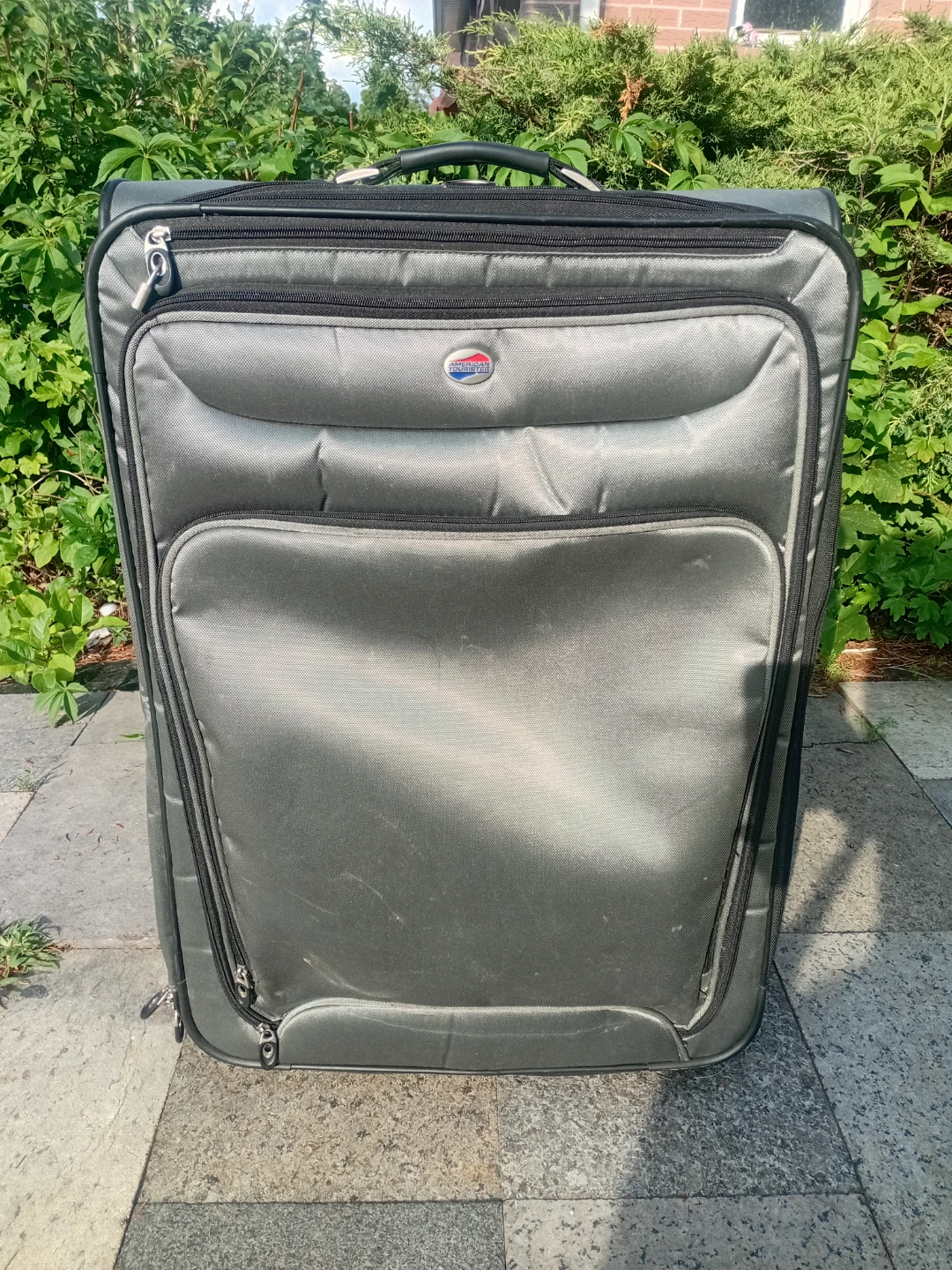 American Tourister Luggage - photo 3