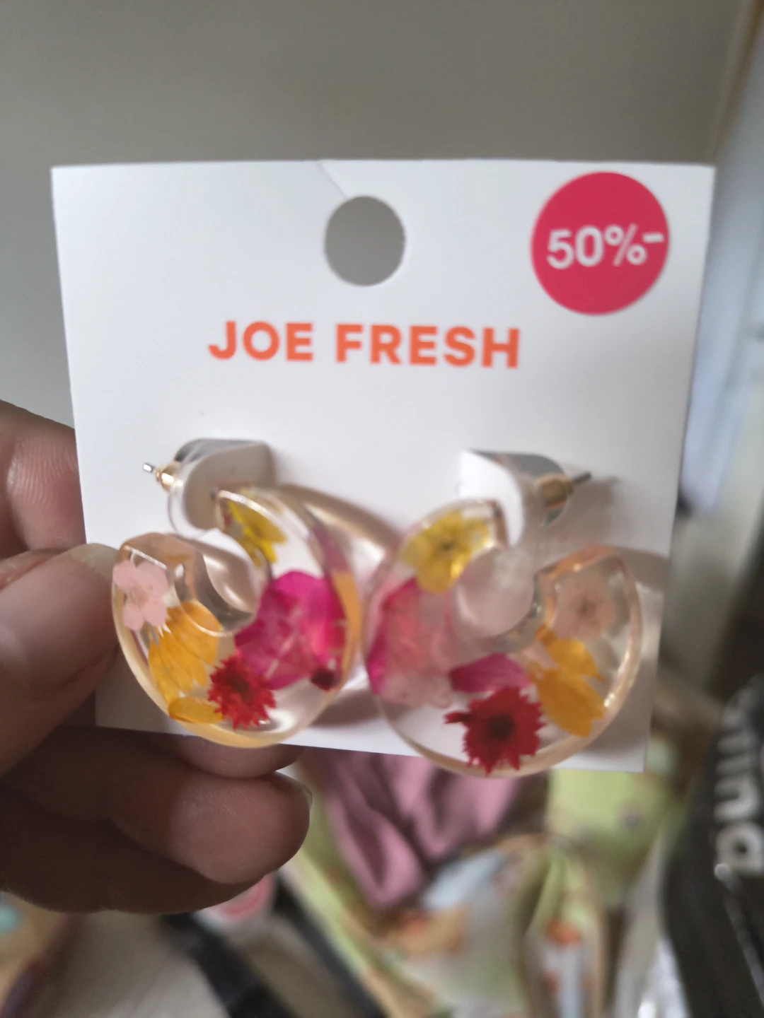 Joe Fresh Hoop Earrings with Dried Flowers - photo 4