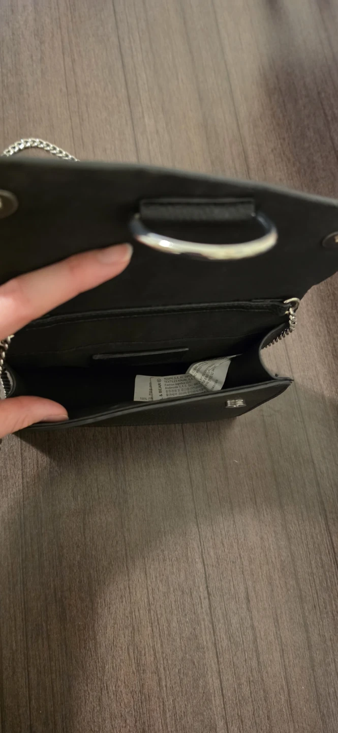 A woman's small purse - photo 3