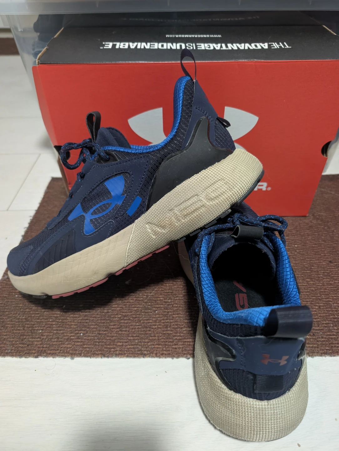 Under Armour HOVR Mega 2 MMN Running Shoes Size 10 Men's