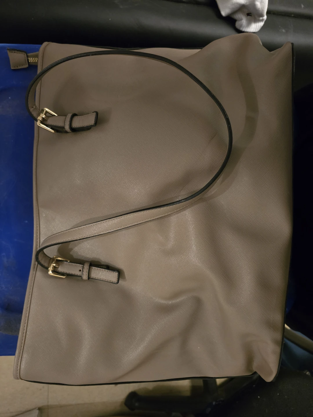 Shower head and hose - photo 2
