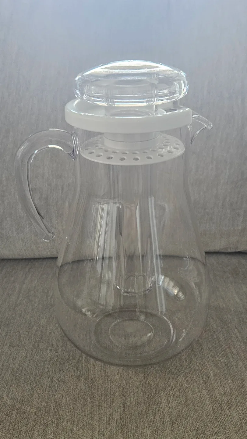 Clear Pitcher with Infuser