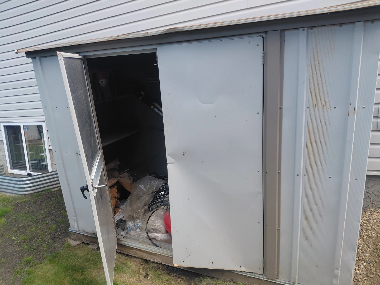 Garden shed. Free