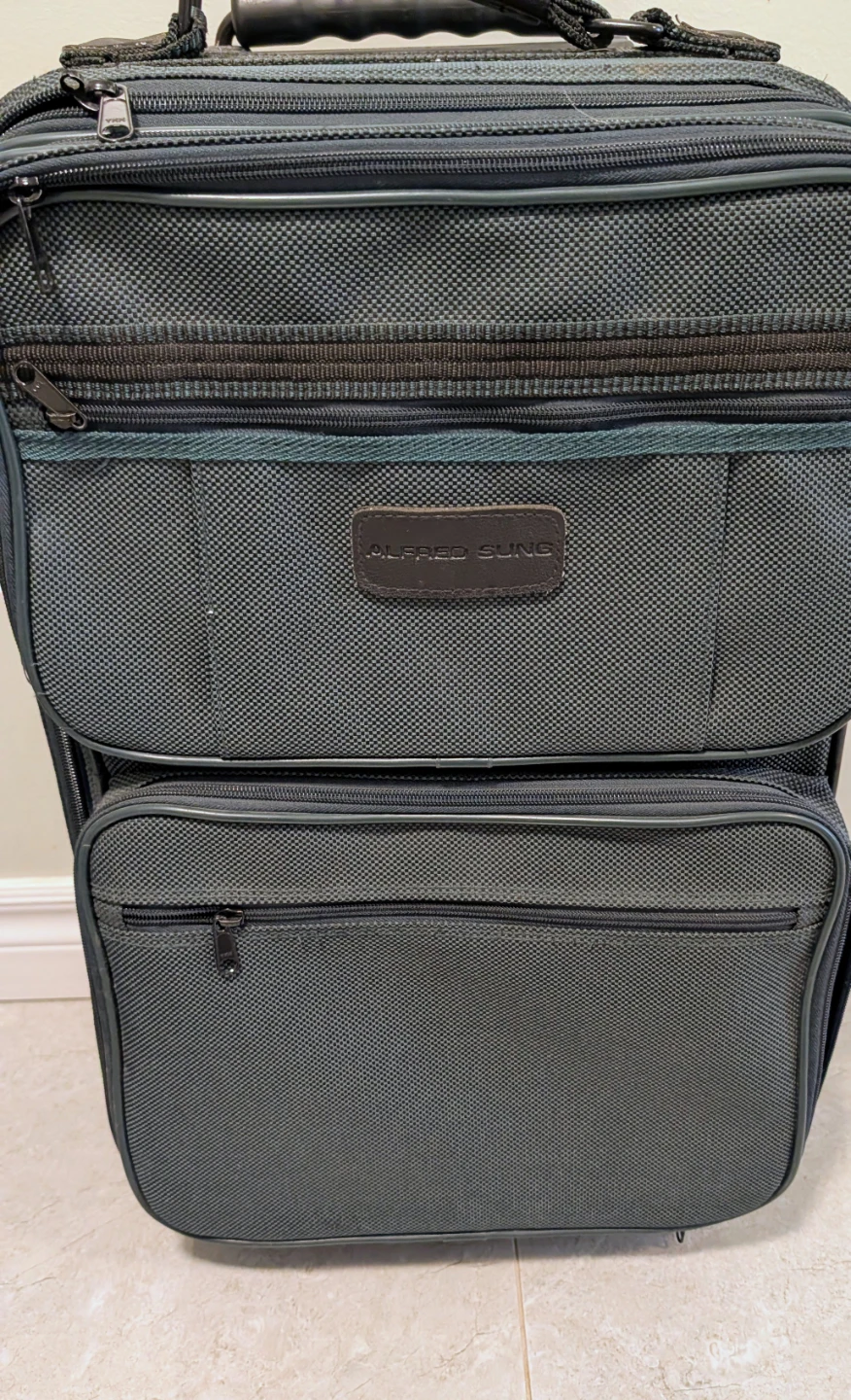 Alfred Sung Rolling Suitcase Luggage - photo 2