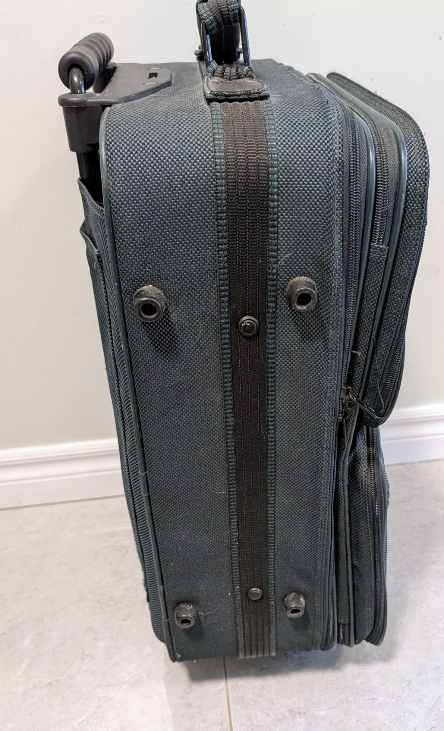 Alfred Sung Rolling Suitcase Luggage - photo 4