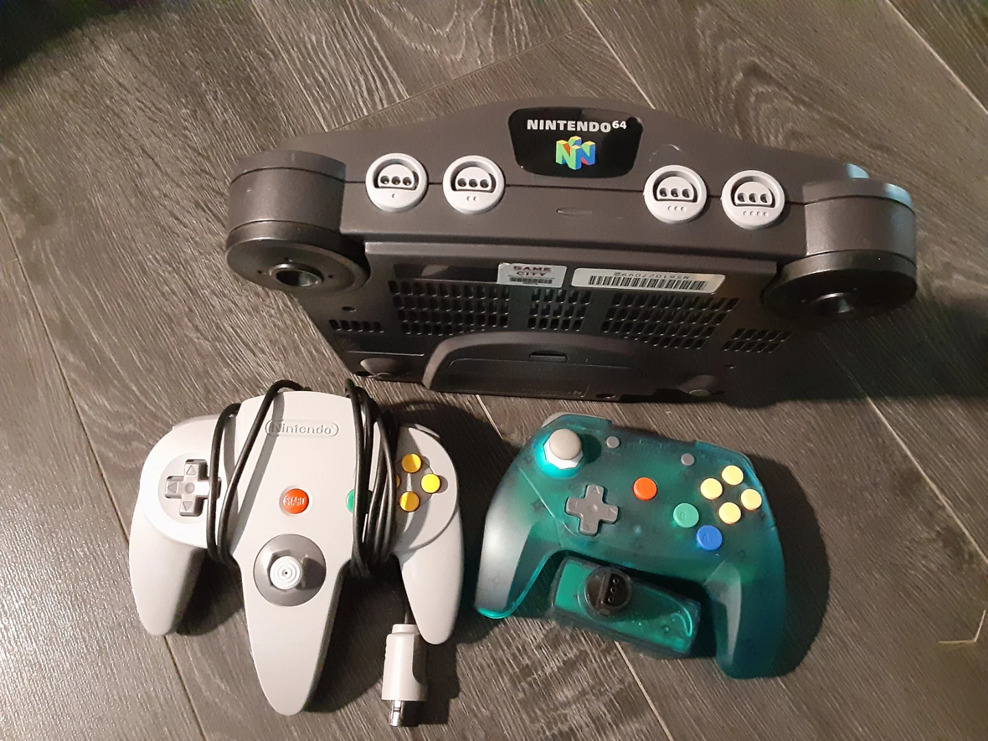 Nintendo 64 Console with Controllers and Power Adapter - photo 4